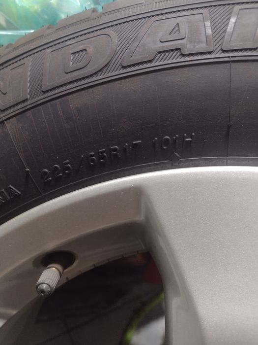 Резервна гума за тойота рав 4