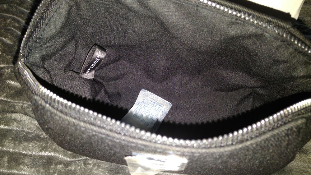 Сумочка Givenchy Живанши для косметики