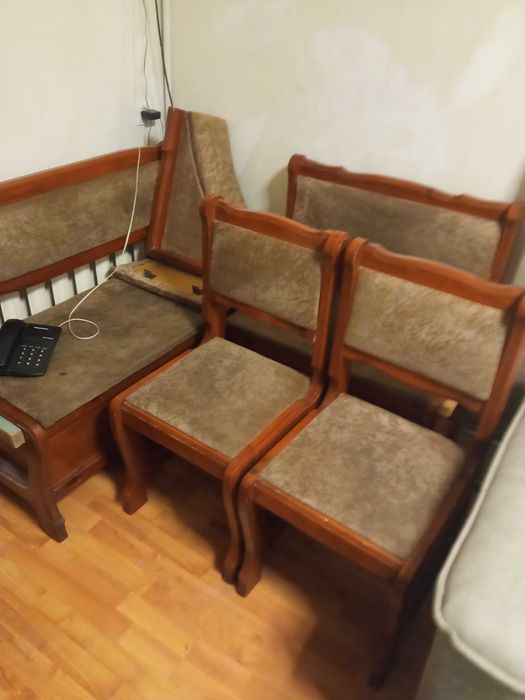 Кухонный уголок дерево