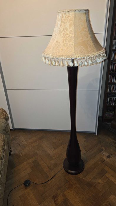 Lampadar, stare foarte buna