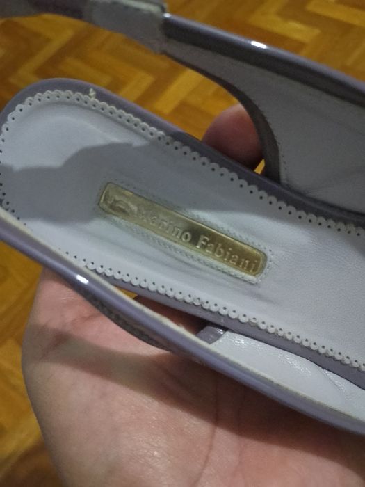 Продам босоножки