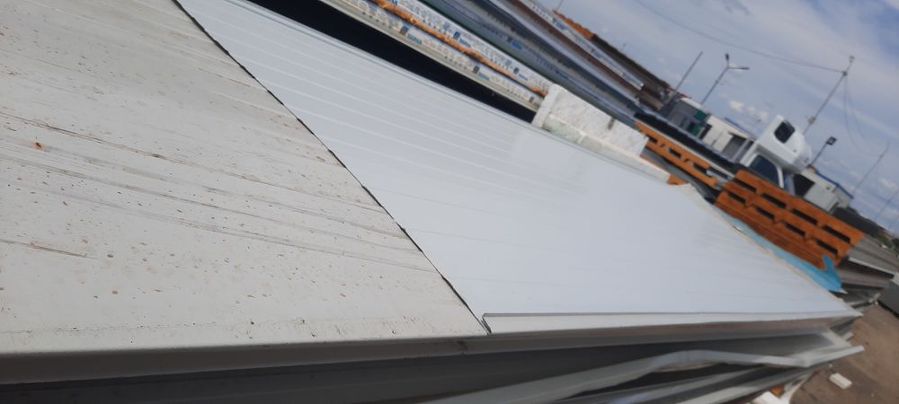 Vând tabla de 0.6mm