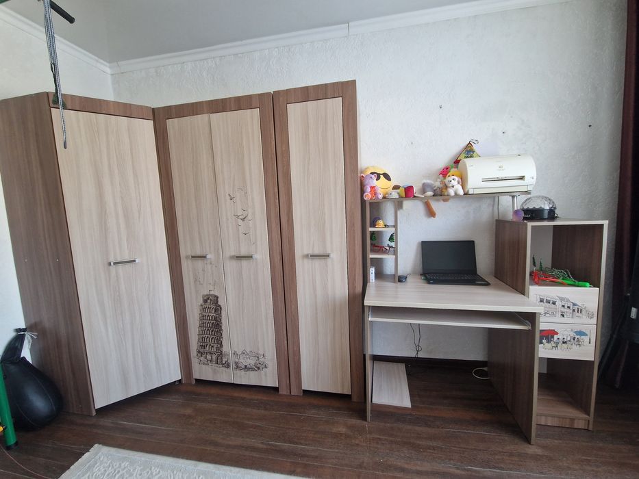 Продам шкаф все работают