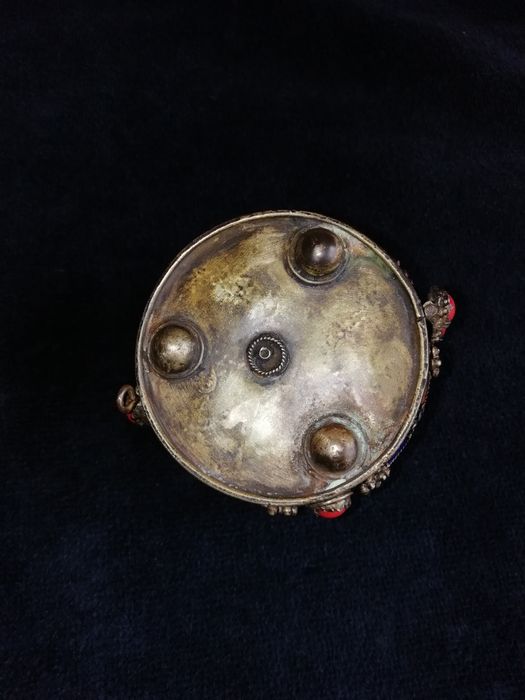 Гривна - кутийка