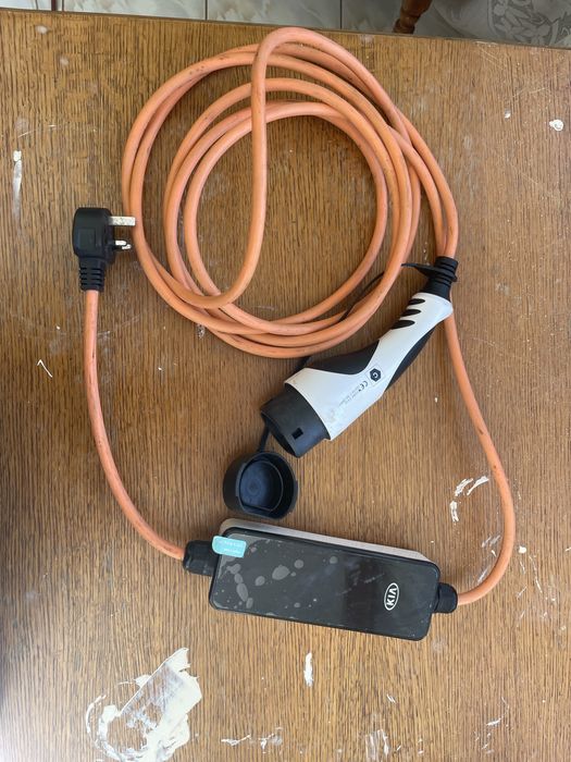Incarcator / statie incarcare masina electrica KIA
