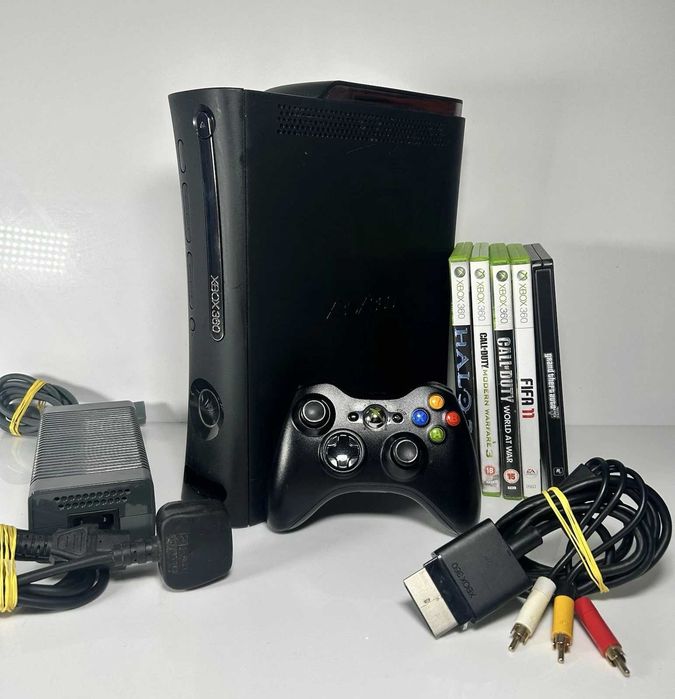 Конзола Геймърска Xbox 360 Elite почти като Xbox one