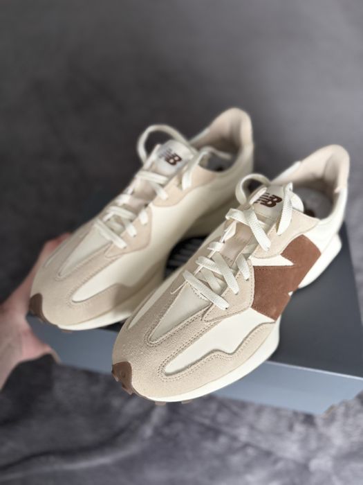 New Balance 327 bej/crem cu logo maro marimea 44.5 noi originali