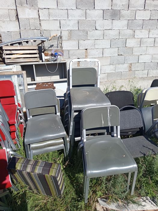 Стулья столы пррррр