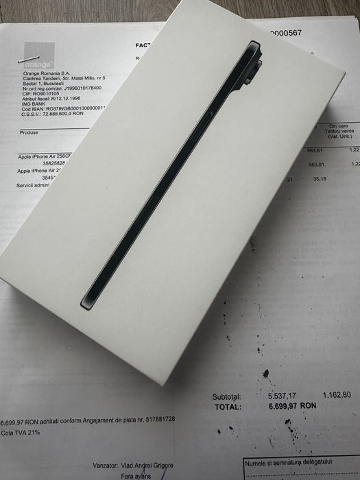 iPhone Air 256GB  Albastru sau Gold Sigilat Necodat Factura Garantie 24 Luni Nou