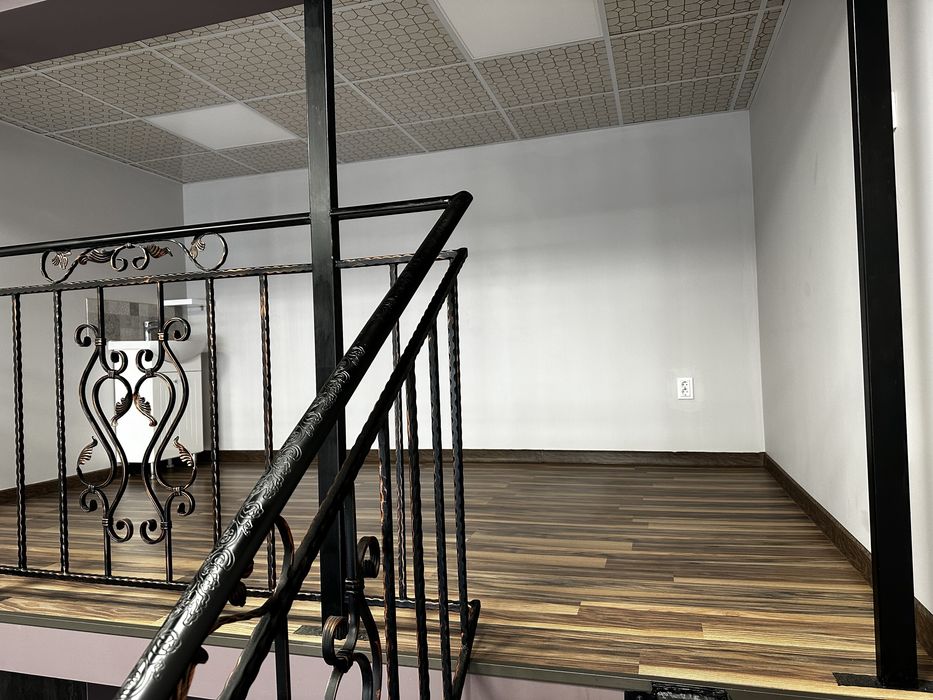 Дава се под наем  в Перник, Рено -  кв.м за 204 € - Снимка #1