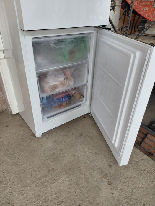 Холодильник INDESIT