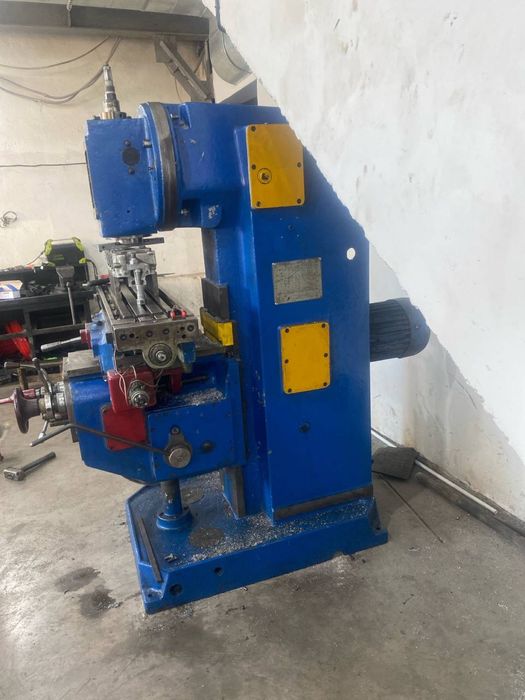 Фрезерный станок