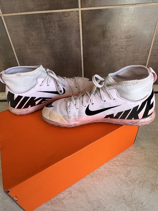 Детски стоножки и  бутонки Nike