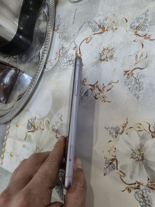 Продам iPhone 11 128 gb