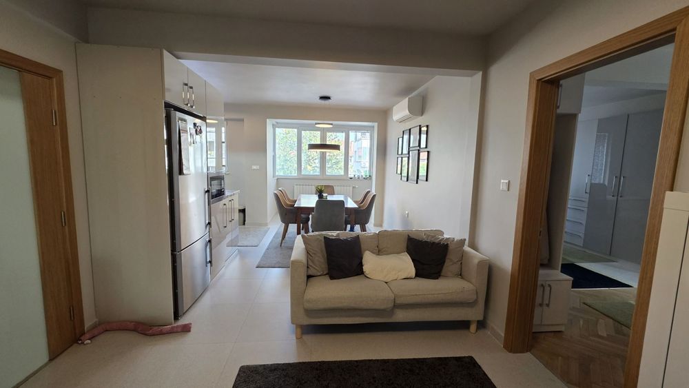 Продава се Многостаен апартамент в Плевен, Широк център - 120 кв.м за 1984 €/кв.м - Снимка #6