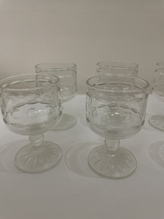 Хрустальные рюмки