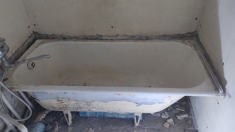 Ванна чугунная б/у