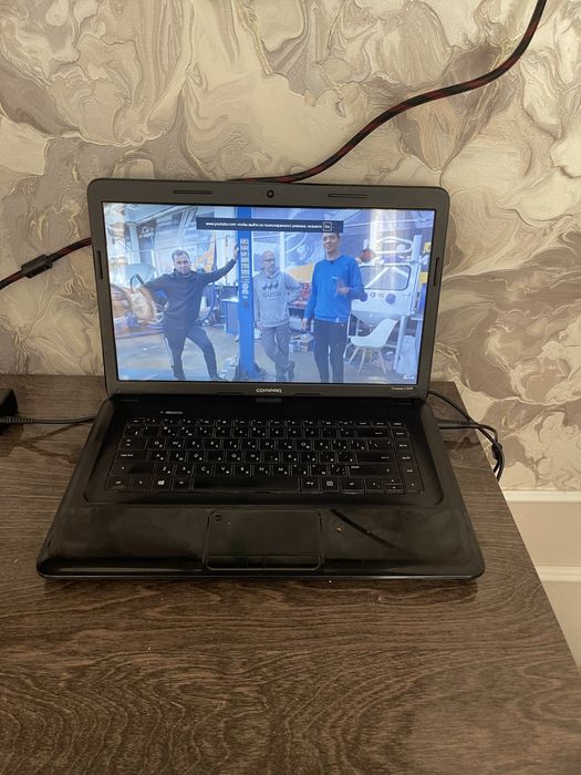 Продам ноутбук HP compaq