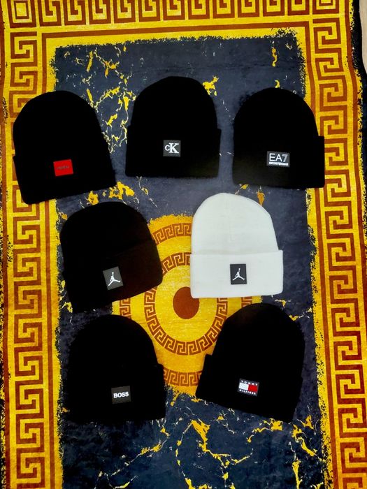 Căciula Nike Caciula HUGO Caciula Tommy Caciula Emporio