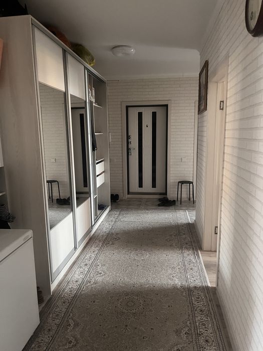 Продам 3 комнатную квартиру
