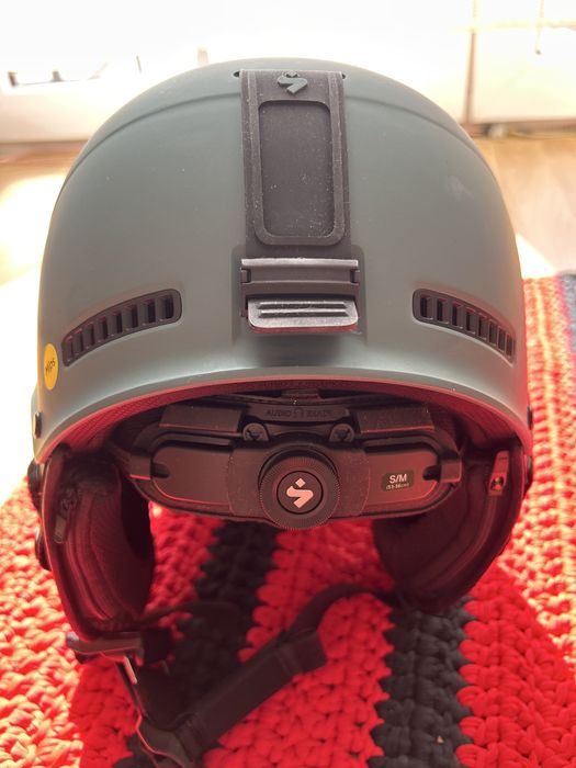 Casca schi Sweet Protection