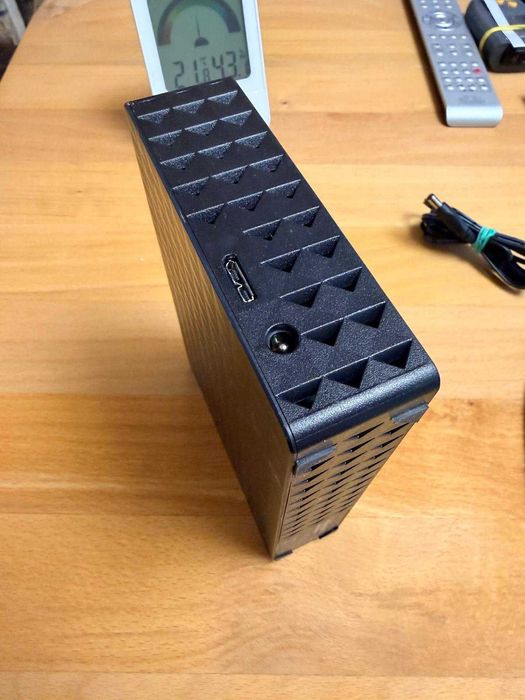 HardDisc extern Seagate 4 TB aproape nou