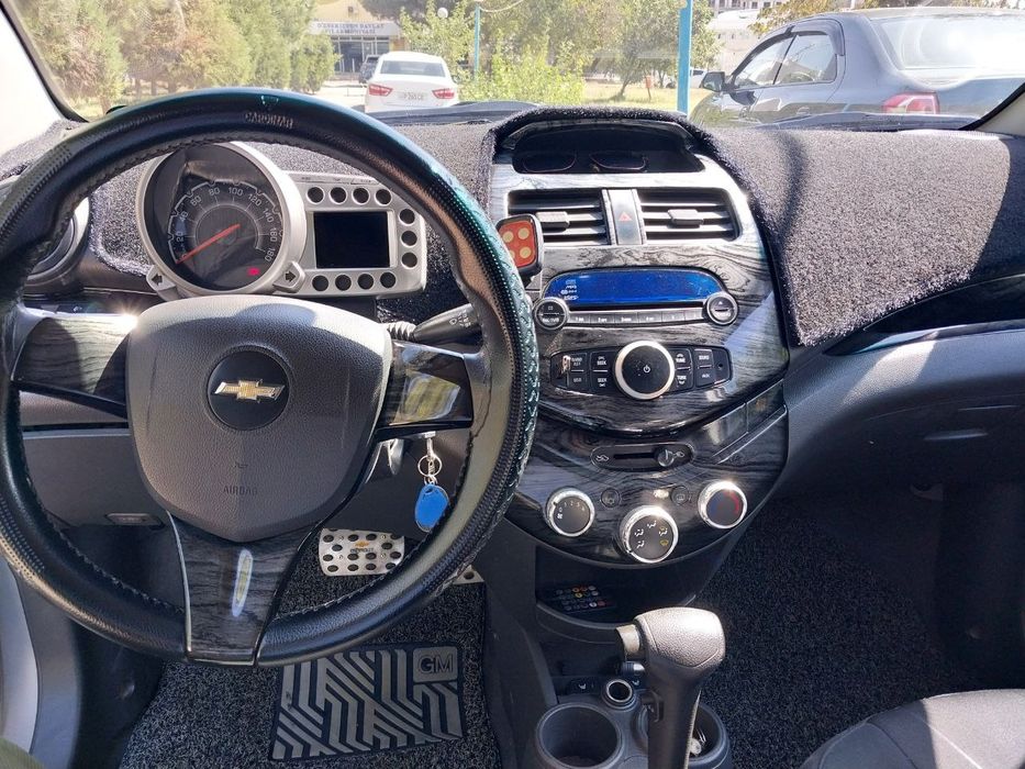 Продам авто Spark