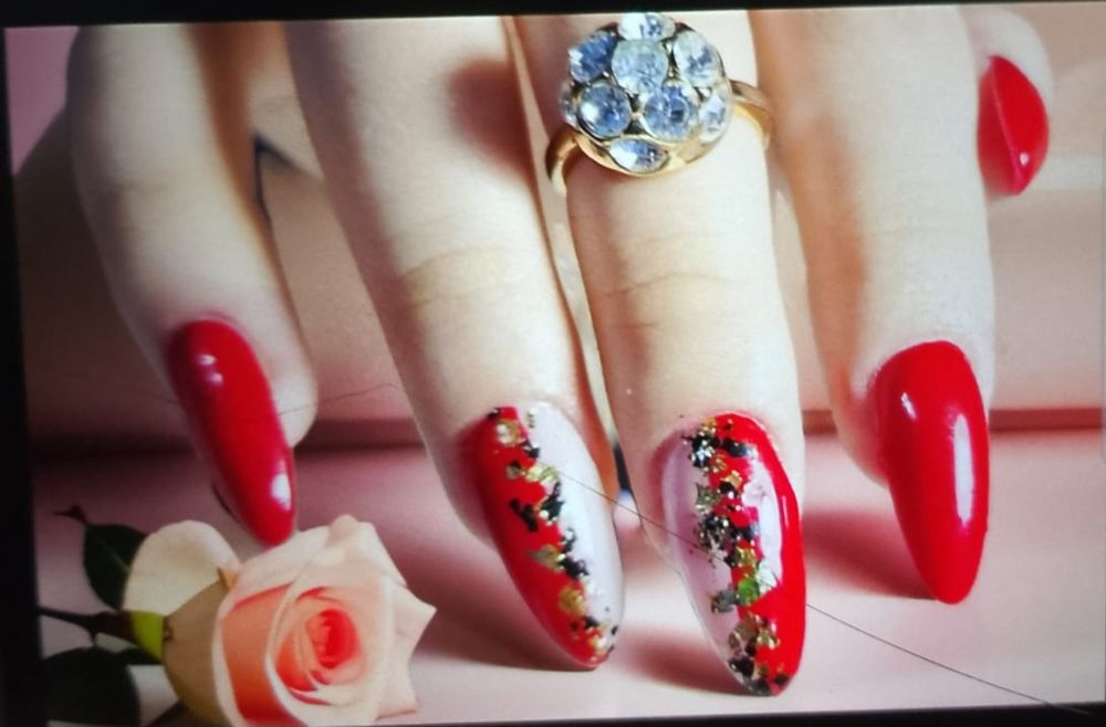 Маникюр наращивание ногтей КЖБИ