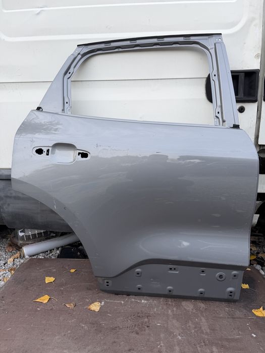 Врата Ford Kuga 2020 год.-