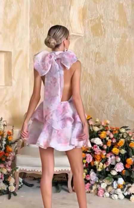 Модерна ефирна рокля с флорален принт