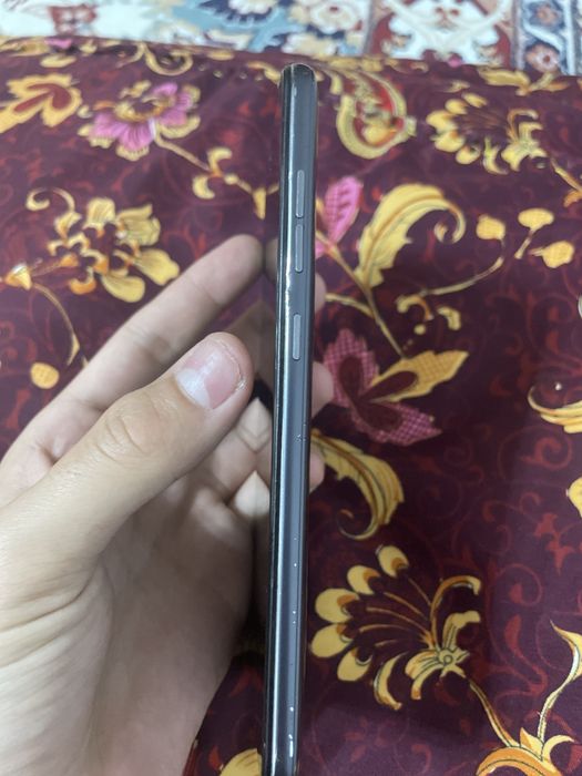 Pocophone F1 Продается