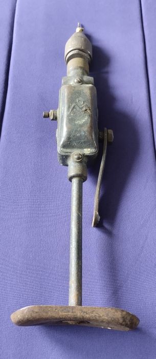 Дрель ручная рабочая времени СССР.