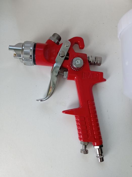 Pistol de vopsit profesional SelTech 1.4