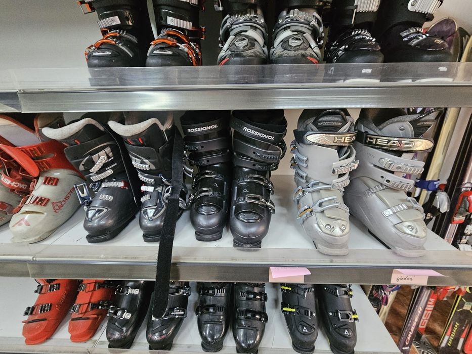 Sky-uri și clăpari import