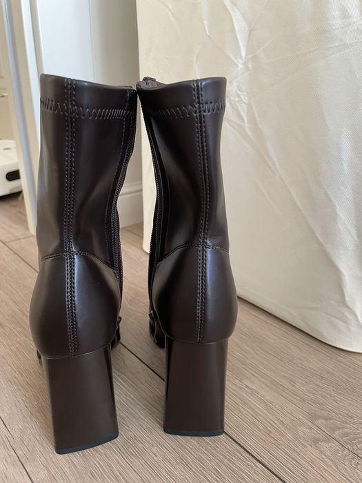 Продам осенние сапоги