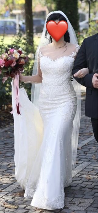 Vand rochie de mireasa