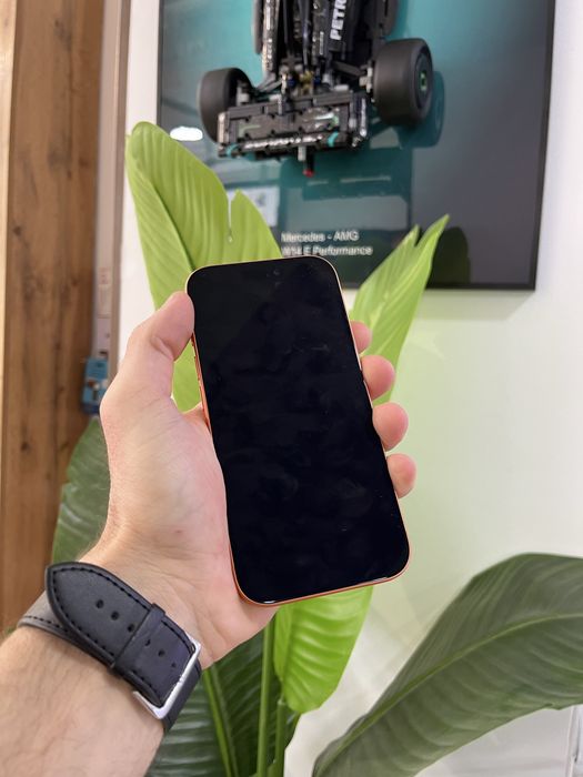 Iphone 17 Pro в идеальном состоянии