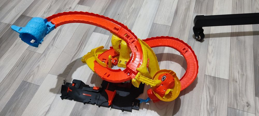 Продаю детскую дорогу XOT VILS