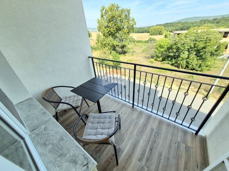 Продава се Двустаен апартамент в с. Кранево, Област Добрич - 81 кв.м за 1852 €/кв.м - Снимка #8