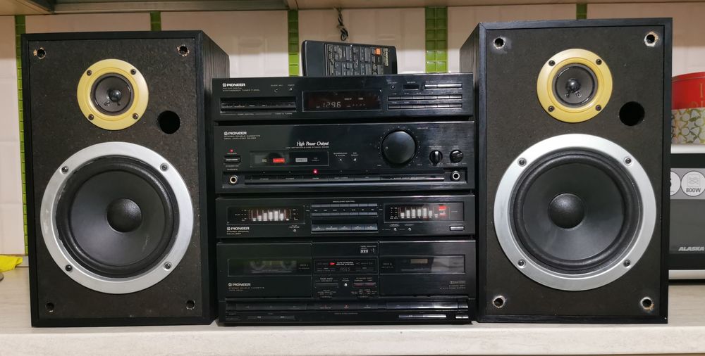 Linie audio Pioneer DC-Z83 + boxe Pioneer S-Z73 anii '90-'91