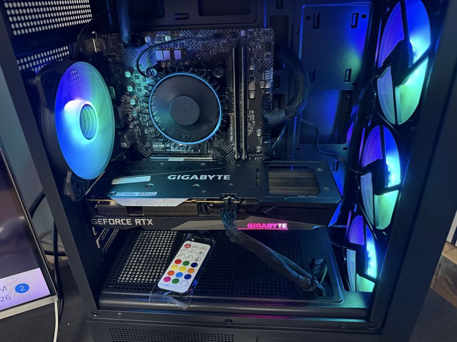 Vand schimb PC Gaming i5 13400 16Gb RTX 4060Ti SSD 500Gb 2 ani Garanti