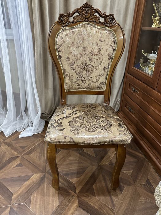 Продам стулья в хорошем состоянии