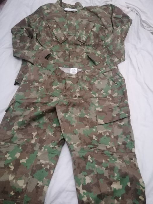 Tinuta combat diferite mărimi