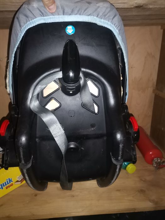 Scaun auto copii tip scoică, în stare perfectă