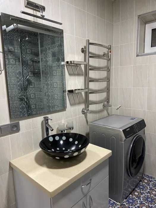 Сдаётся 3-х комнатная квартира в Мирабадском р-не! 308*