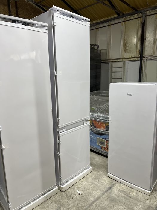 Congelator vertical casnic