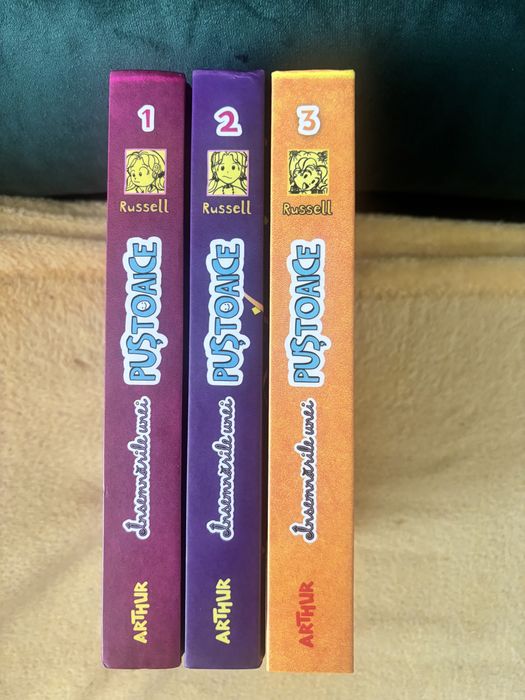 Însemnările unei puștoaice primele trei volume 20 lei buc