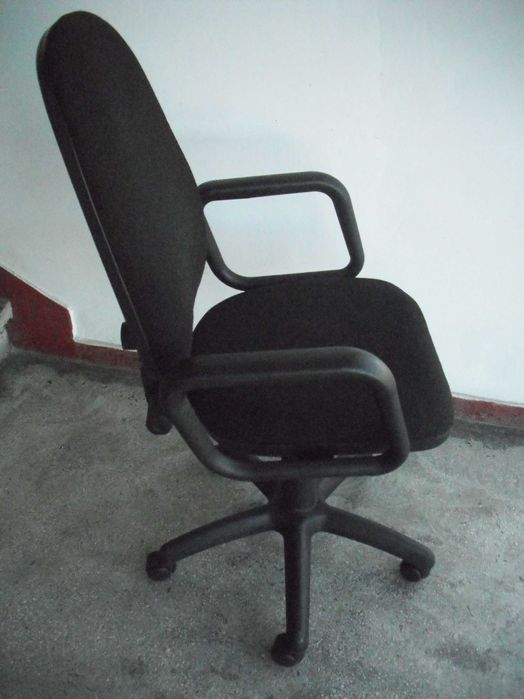 Scaun ergonomic pentru birou