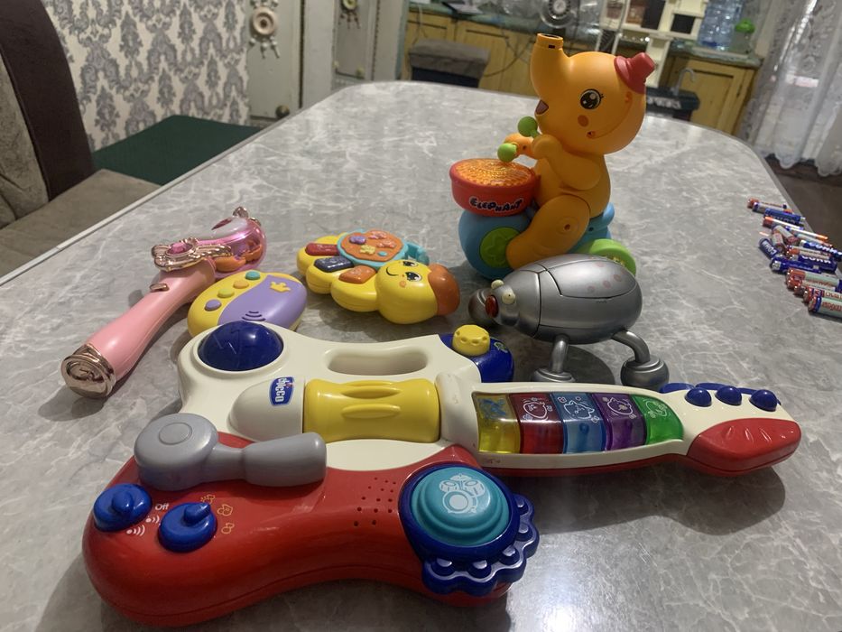 Музкальний игрушка
