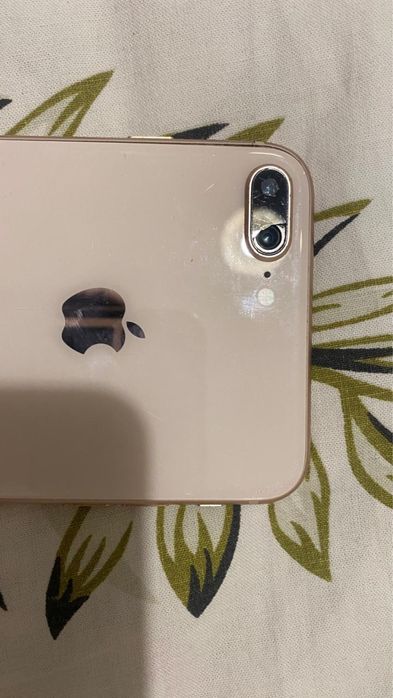 продам iPhone 8 plus 64 гб